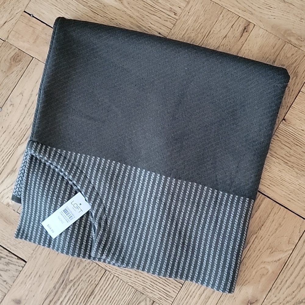 LOFT OUTLET/WRAP